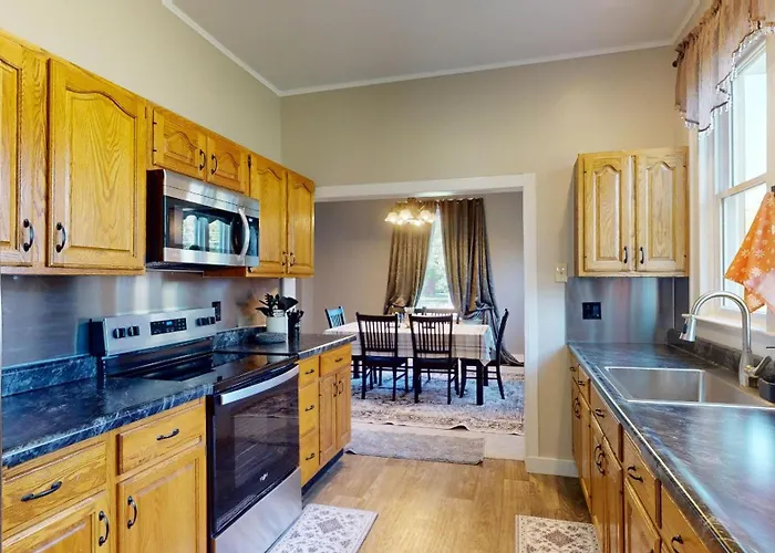The Beaumont House Holiday home Greenville